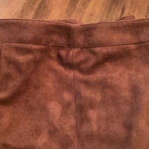 Easy spirit vegan suede. Gorgeous condition. Size 8 cognac color